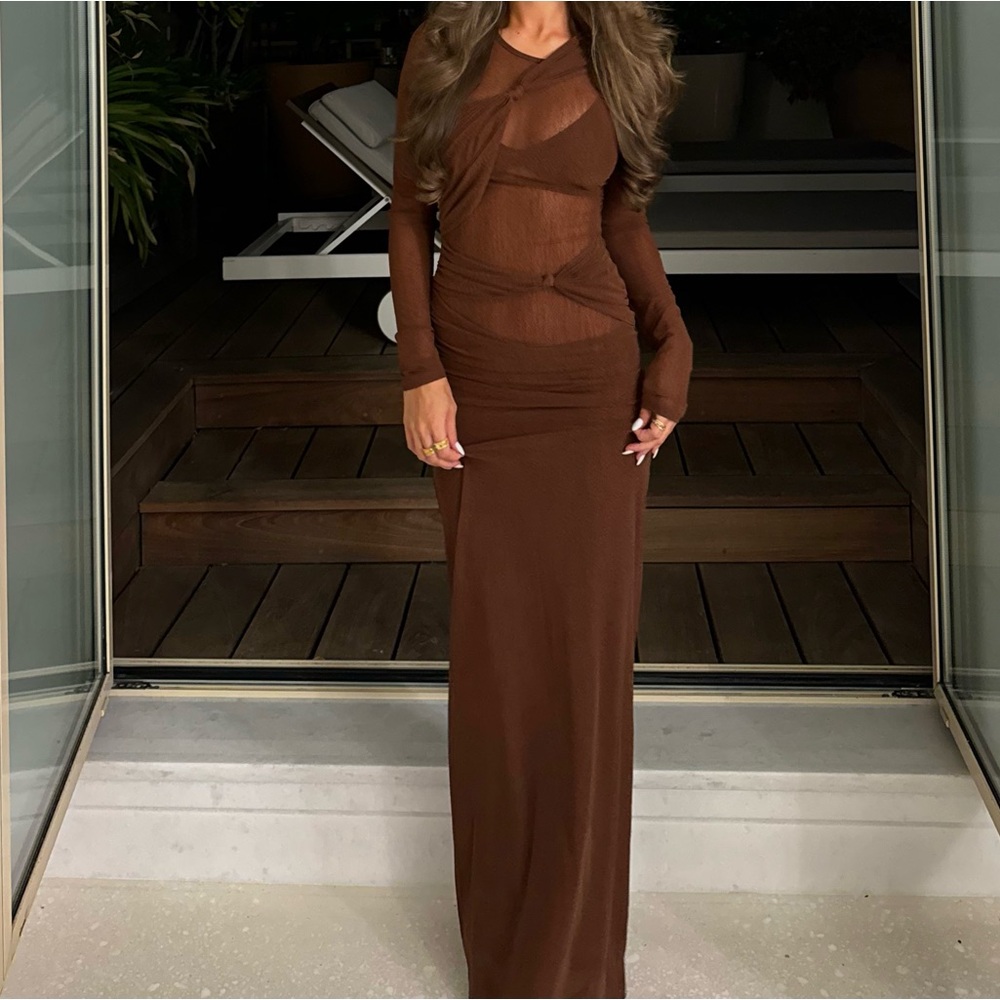 Gorgeous brown dress
